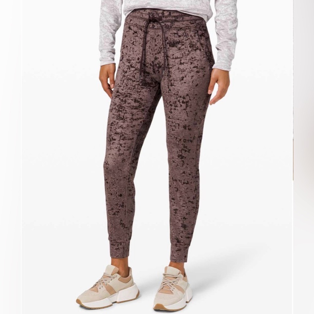 Lululemon Ready to Crush Jogger